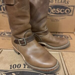WESCO Mister Lou: Natural Horsehide Size 9